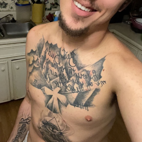 Meet your Posher, JJWC2018 aka Brandon. - Picture 2 of 2